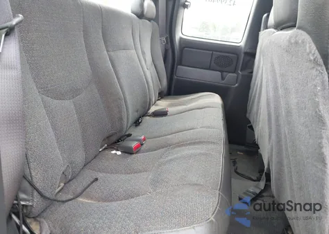 2005 Chevrolet Silverado 2500Hd Work Truck from USA, damaged, VIN 1GCHK29U35E293076